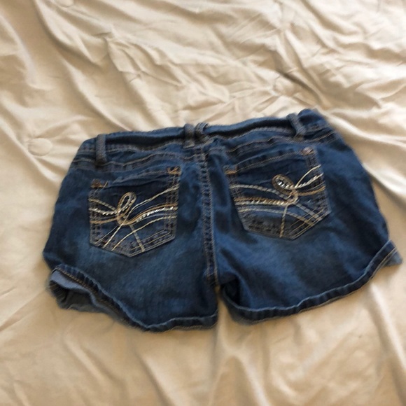 Shorts - Picture 2 of 2